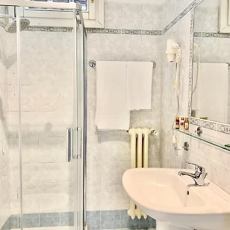 Szálloda Ennesima Osteria Con - Bike